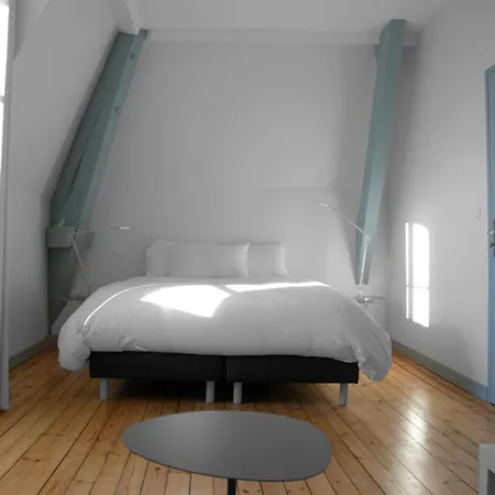 Hotel Les Demeures De Valette 3*
