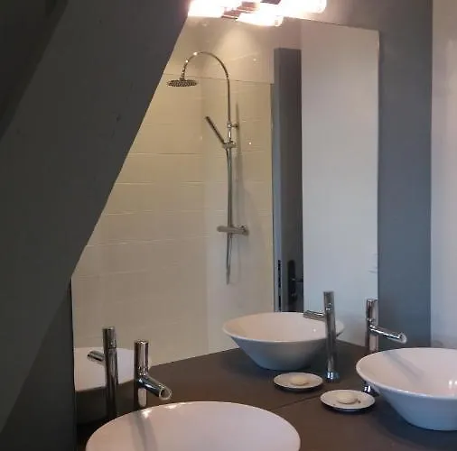 Les Demeures De Valette Hotel 3*