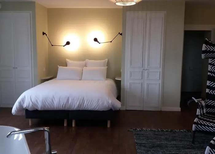 Les Demeures De Valette 3* Azay-le-Brule