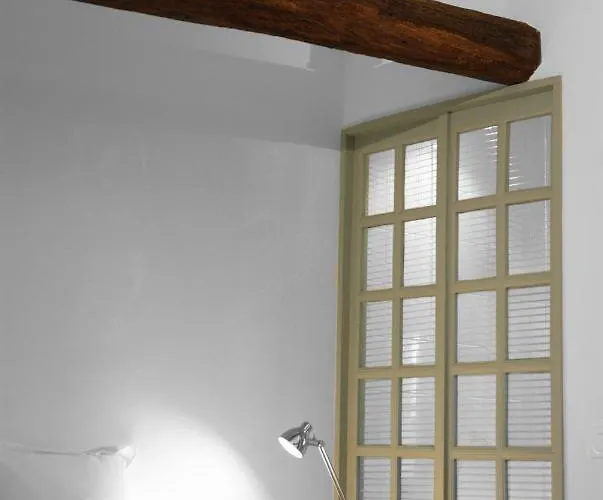 Les Demeures De Valette 3*