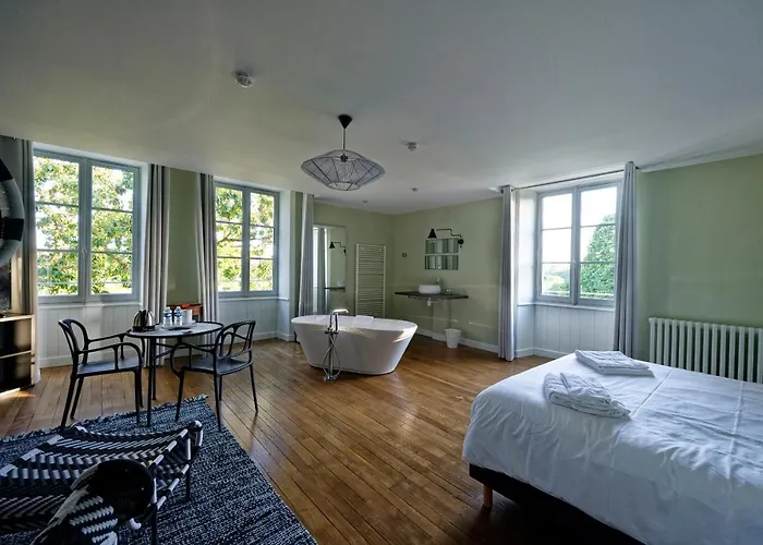 Les Demeures De Valette 3*