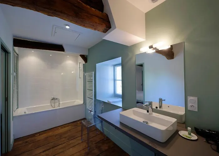 Les Demeures De Valette Hotel 3*